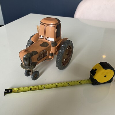 Disney Pixar Holstein Heifer Chewall Pill Back Car Moving Eyes