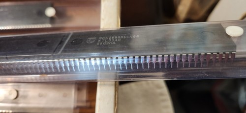 Philips SCC2698BC1N64 Enhanced Octal Universal Asynch Receiver/Transmitter - Picture 3 of 7