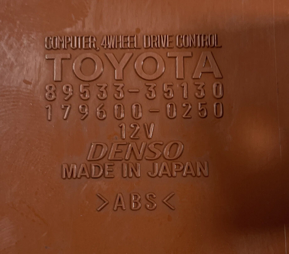 Toyota Tacoma DLX 1998-2003 3,4 L módulo de control de tracción en las 4 ruedas 89533-35130 Foto 3 de 4