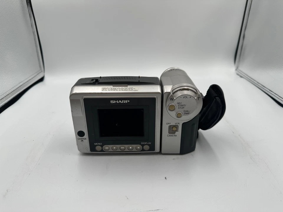 Sharp Hi 8 (VL-AH151U) Viewcam Camcorder - Image 3 of 4