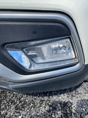 Front fog lamp Left 2018 SsangYong Tivoli White