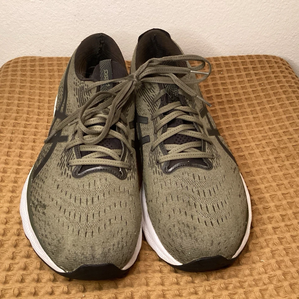 ASICS GEL-Nimbus 24 Men's Sz 12 Running Shoes Olive Green Sneakers - Image 3 of 4