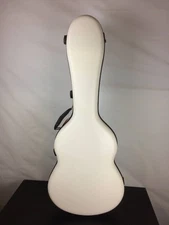 Good Crossrock OM/000 Fiberglass Deluxe Hardshell Case, White