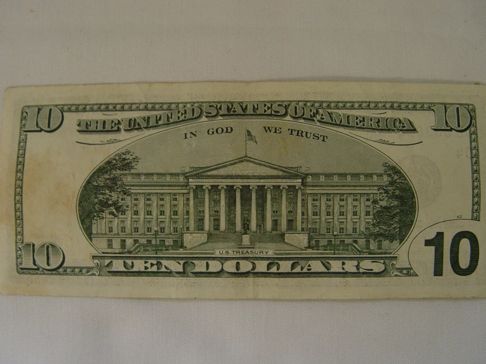 10 Dollar Star Note 2001  Low Serial Number  4 Zero's - Image 3 of 3