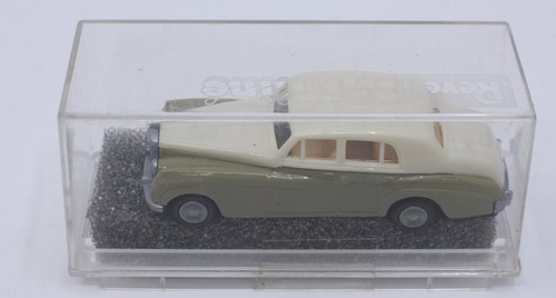 Praline 84402 HO Revell verde/crema Bentley serie II | Zustand: New