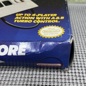1990 NINTENDO NES FOUR SCORE FOUR PLAYER MODULE ACCESSORY Damaged Box