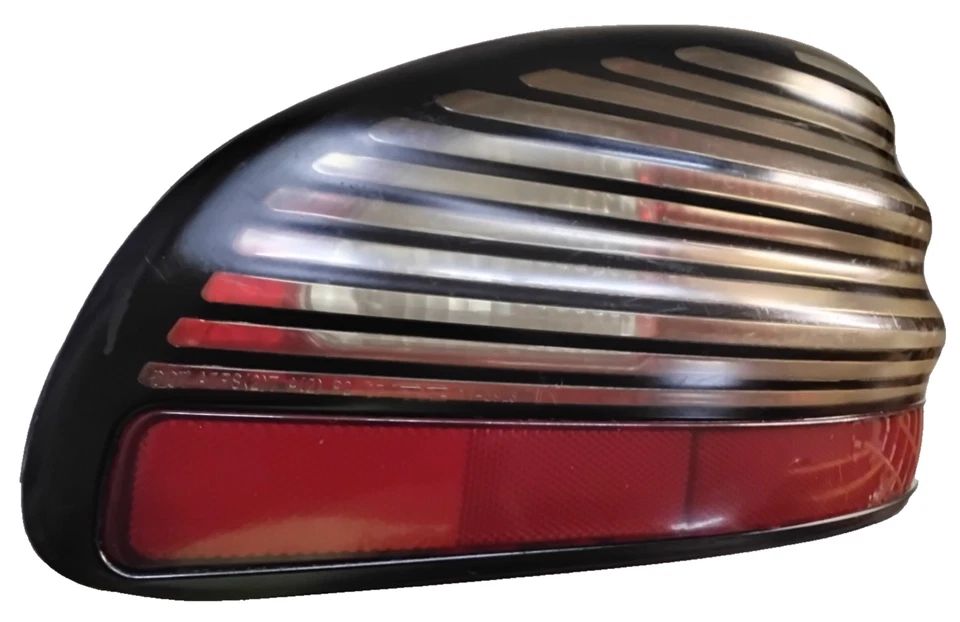 Pontiac Grand Prix: 1997, 1998, 1999, 2000, 2001, 2002, 2003, правый задний фонарь - Изображение 4 из 4