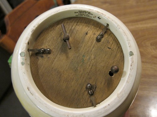 VINTAGE CROWN DEVON SINGING EARTHENWARE PITCHER-PLAYS AULD LANG SYNE NO 804875 - Picture 5 of 6