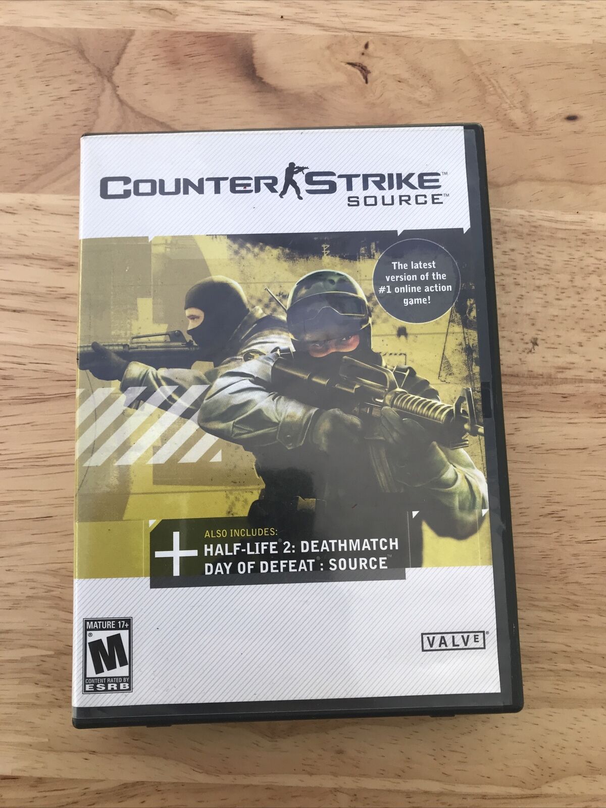 Counter Strike Source PC Game w/ Half Life 2: Deathmatch 4 Discs