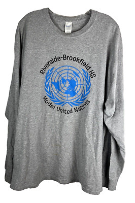 MODEL United Nations Riverside Brookfield HS IL Men 2XL shirt  Long Sleeve Gray
