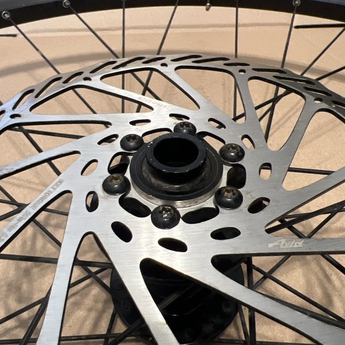 WTB ST i25 TCS 29" 700c Tubeless MTB Front Wheel Bolt Disk 100x15mm TA Thru Axle - Picture 19 of 20