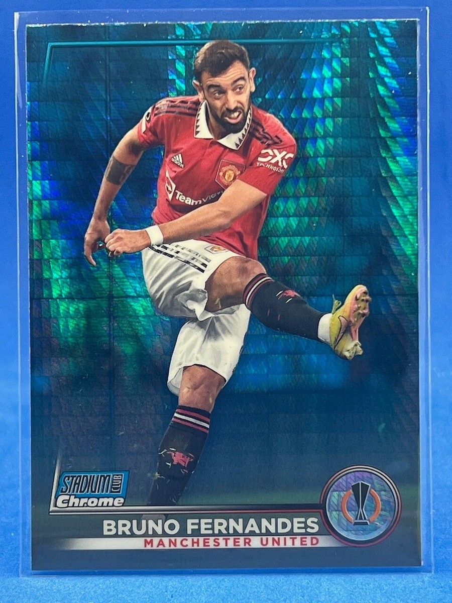 2023 Topps UEFA Stadium Club Chrome Blue Prism #81 Bruno Fernandes 