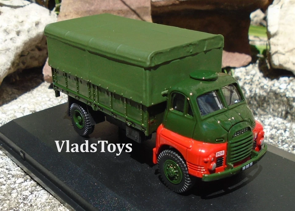 Oxford 1/76 Bedford RL Series Truck Bomb Disposal Units, Royal Engineers 76RL004 - Image 3 of 4