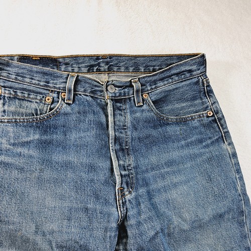 Levi's 501 Womans 32 X 32 Button Fly Jeans Blue Denim Straight Leg Red Tab USA - Picture 2 of 21