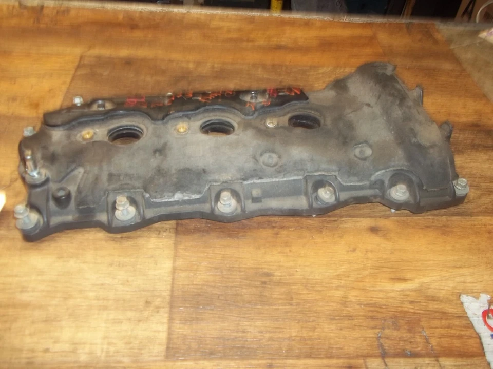 Cubierta de válvula lateral derecha del motor Cadillac CTS SRX 2004-2012 3,0 L 3,6 L FABRICANTE DE EQUIPOS ORIGINALES Foto 4 de 4