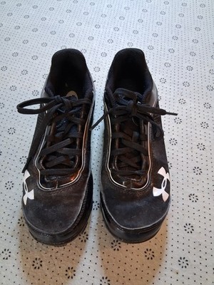 Under Armour Authentic Baseball Cleats Size 2.5 Youth Black #4500299775