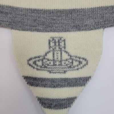【Vivienne Westwood】ORB フラップ付ワッチ グレー Vivienne Westwood Gray Cream Ear Flap Knit Orb Beanie Hat Shin