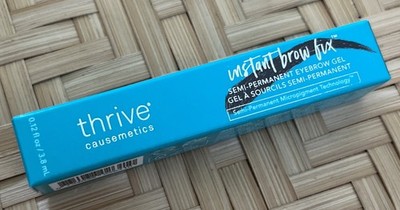 thrive causemetics Instant Brow Fix Semi-Permanent Eyebrow Gel SERENA Deep Brown