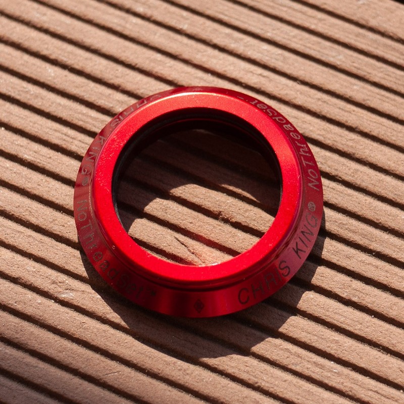 Chris King Red Sotto Voce No ThreadSet Headset Bearing Cap 1-1/8