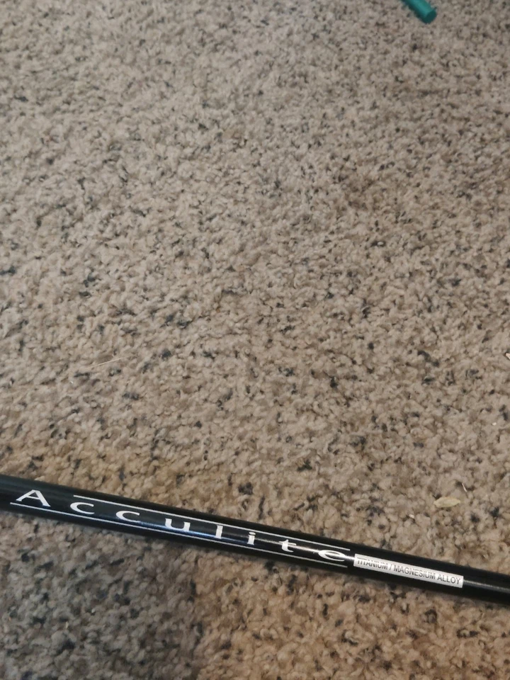 Ceramic 1 Blade Putter Acculite Shaft Titanium Magnesium Alloy W/ Tour Grip - Image 2 of 4