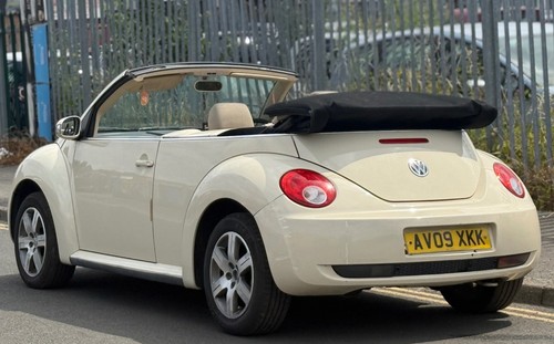 2009 VOLKSWAGEN BEETLE 1.6 Luna 2dr - Picture 3 of 7