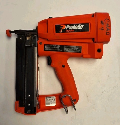 Paslode Impulse Cordless 16 Gauge Finish Nailer Model IM250II - Picture 4 of 8
