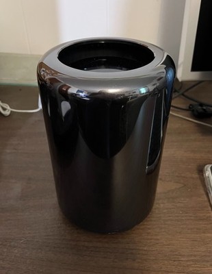 Apple Mac Pro Late 2013 - MD878LL/A - 6-Core 3.5GHz - 64GB - 1TB SSD - Monterey
