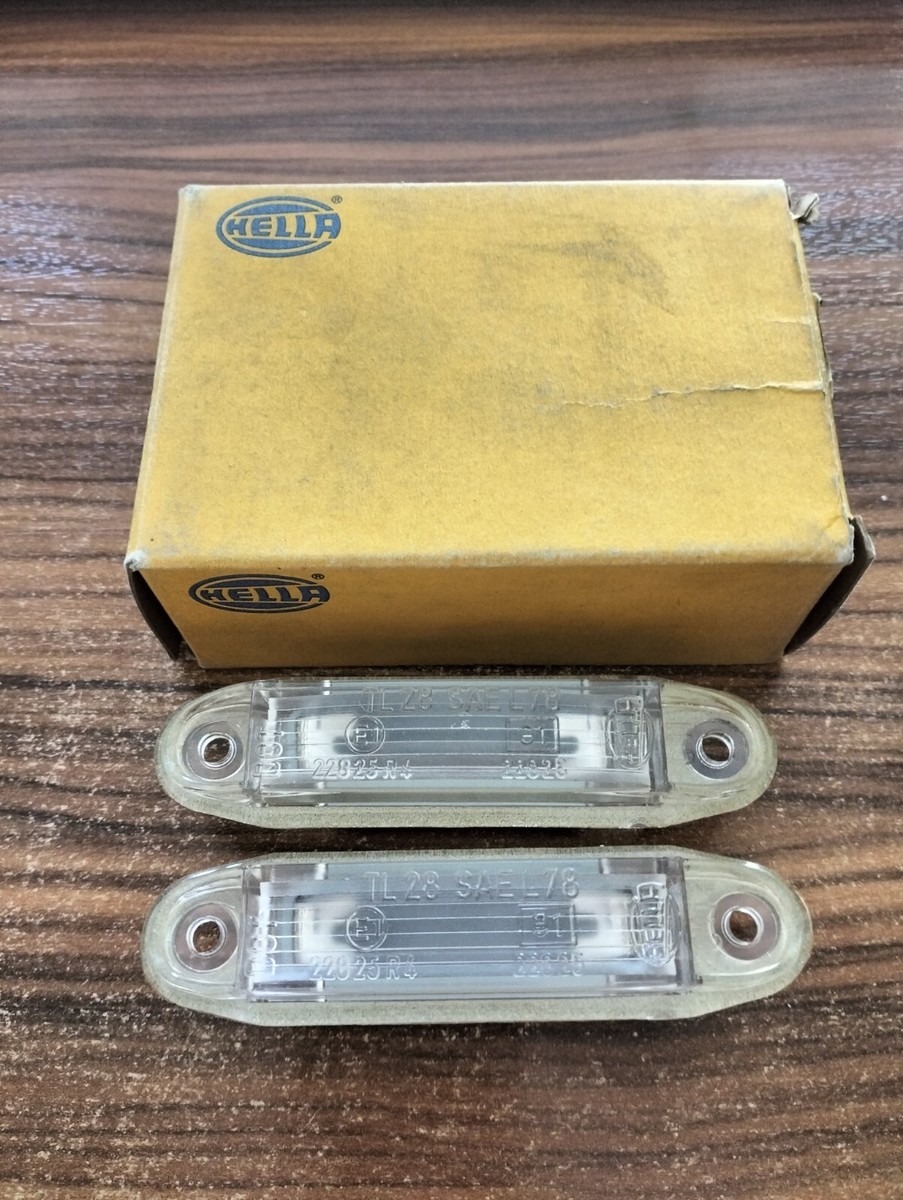 メル2512W2-2 MERCEDES W123 LICENSE PLATE LIGHT LEFT AND RIGHT HELLA NEW 2 PİECE