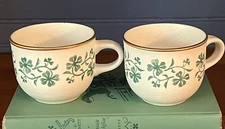 General Foods International Coffee Irish Cream Cafe' Cups Mugs Set 2 Clover Gold