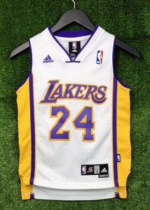 kobe jersey small