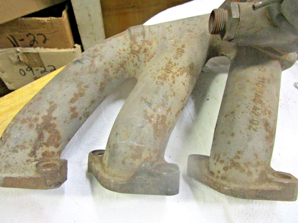 Mercedes 280E 280SE 280CE выпускной коллектор и клапан рециркуляции отработавших газов 1976-1981 1101424702 - Изображение 2 из 4