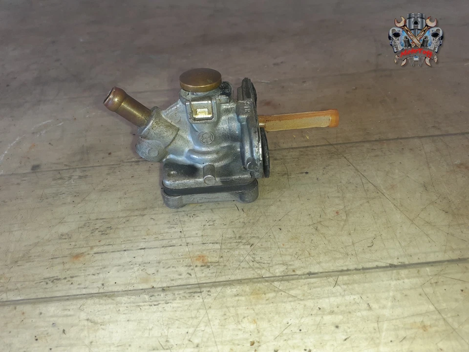 ROBINET ESSENCE KAWASAKI 600 ZZR de 1990 à 1992 - réf : 46 - Photo 4/4