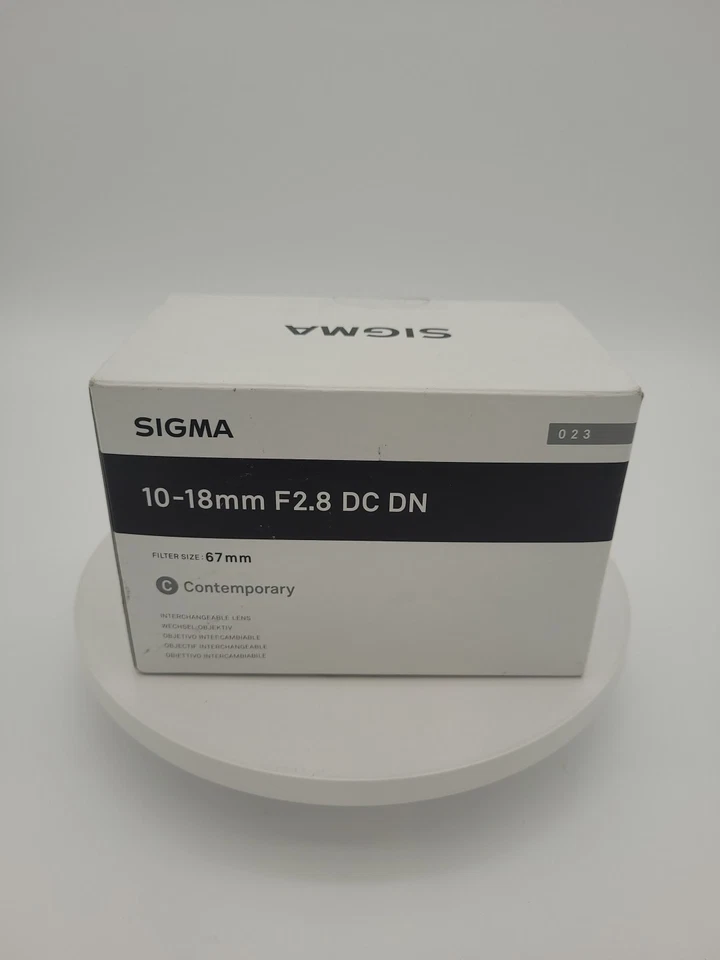 SIGMA Contemporary Lens 10-18mm F2.8 DC DN FUJIFILM X Mount With Tracking See - Image 2 of 4