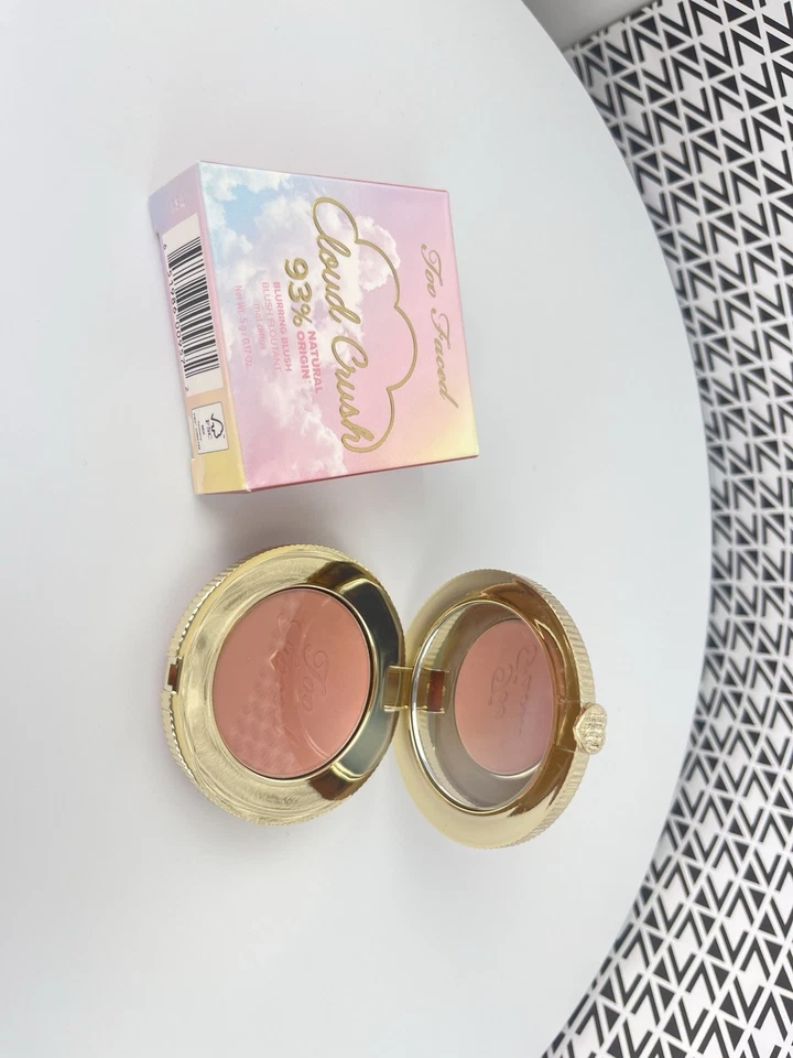 Too Faced Cloud Crush Blurring BLUSH ~ Velvet crush ~ 5g - Image 3 of 4