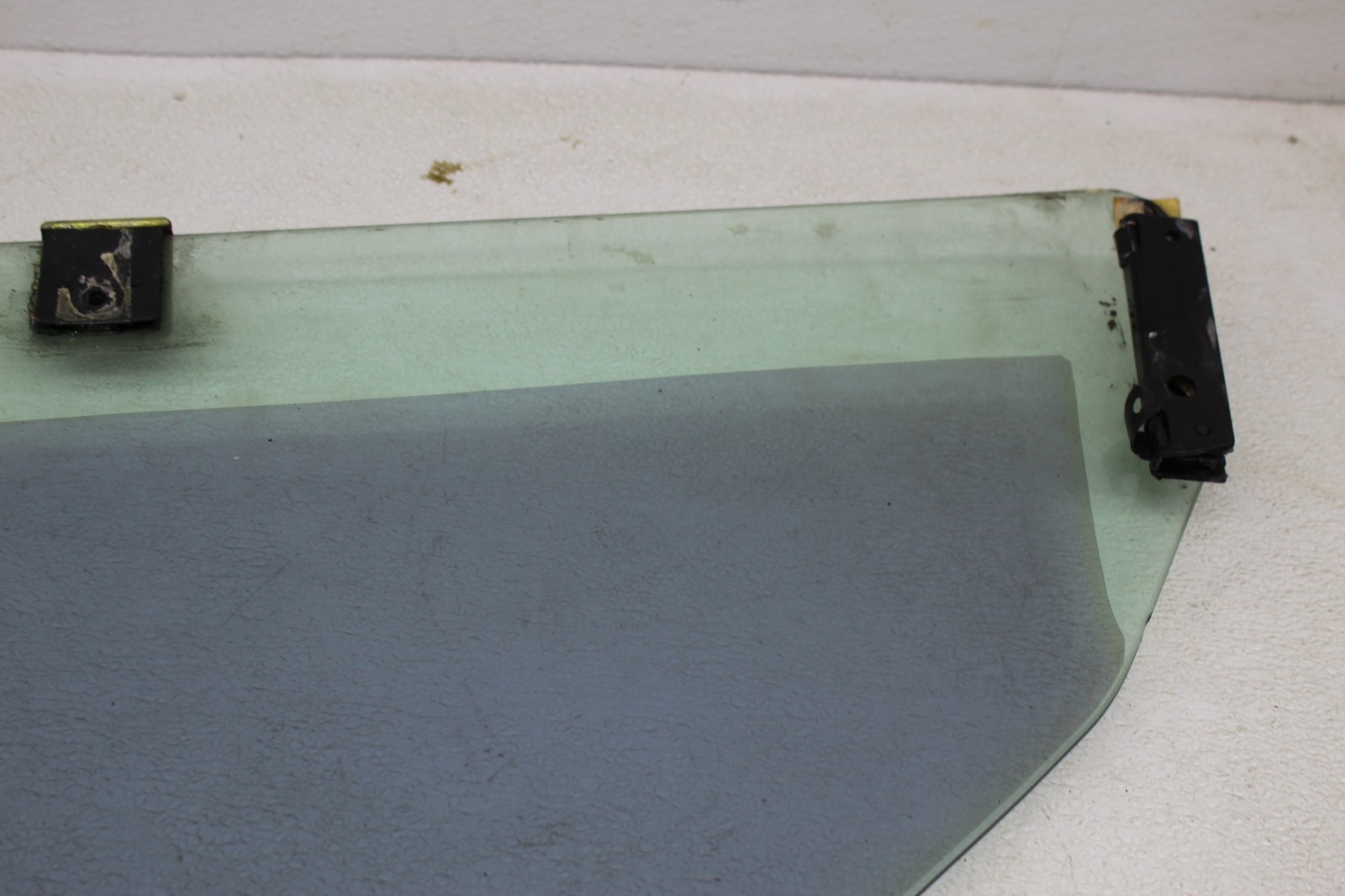 99-01 FERRARI 456 M RIGHT PASSENGER SIDE DOOR WINDOW