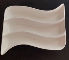 MAXWELL WILLIAMS WHITE BASICS OLIVE DISH WAVY DESIGN