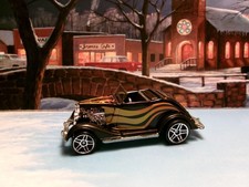 33 FORD ROADSTER 2000 Hot Wheels Mainline Series Black