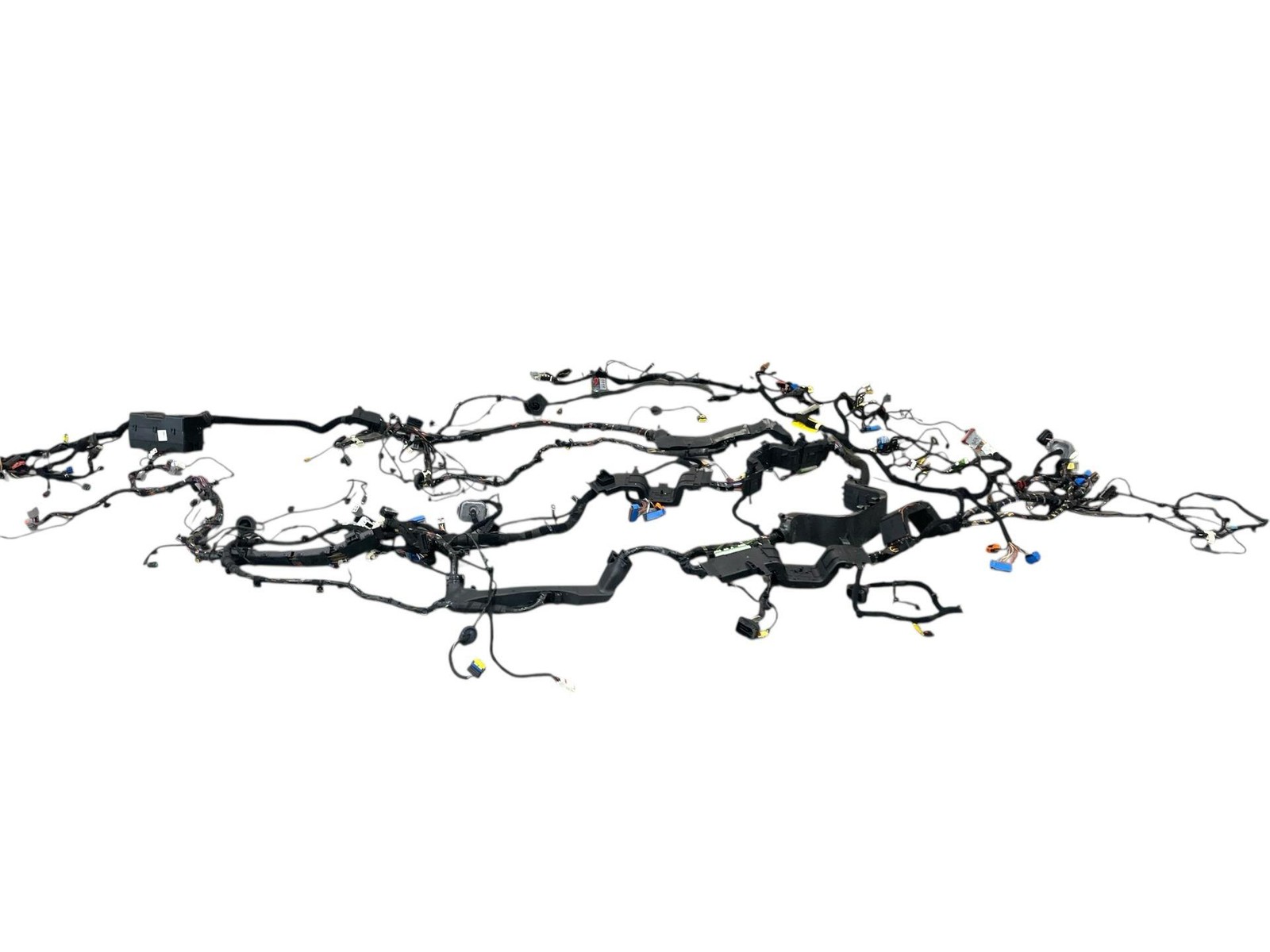 2017-2024 MASERATI LEVANTE 3.0L BODY WIRE HARNESS 0670105913010348