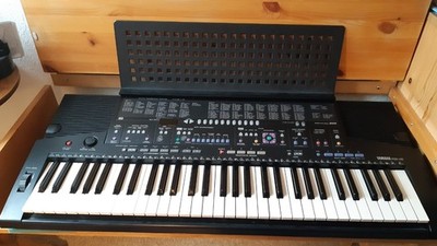 Keyboard Yamaha Portatone PSR 410,schwarz, mit Ständer