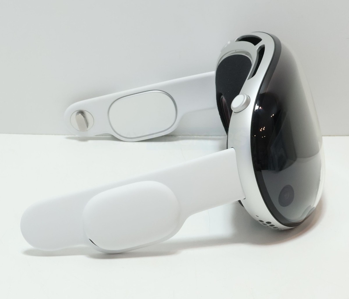 Apple Vision Pro Headset 512GB Spatial Computer (1st Generation