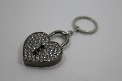 BD Boxy heart lock Bling glam sparkle KEYCHAIN key chain ring Glam - Picture 4 of 6