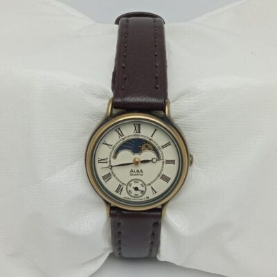 Seiko Alba V806-0060 Moon Phase Roman Dial Vintage Women's Watch