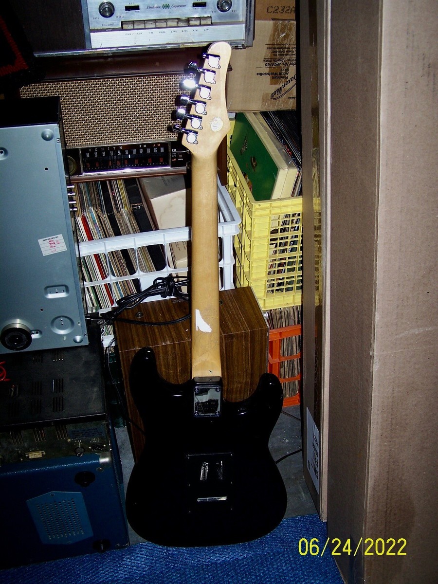 Left-Handed Samick Electric Guitar Model LS-11 / BK | eBay