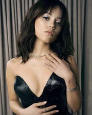 Jenna Ortega Short Hair In Sexy Black Dress 8x10 Picture Celebrity Print
