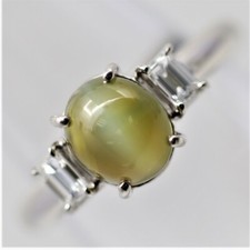 Fine Cats-Eye Chrysoberyl Ã¢ÂÂMilk & HoneyÃ¢ÂÂ Diamond Platinum Ring 3.96CTW