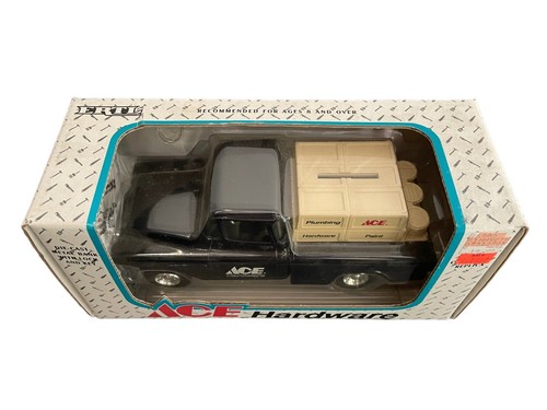 1994 ERTL 1955 CHEVROLET CAMEO PICKUP TRUCK COIN BANK DIE CAST ACE HARDWARE - Picture 2 of 4
