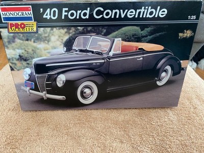 Monogram Pro Modeler Model Kit '40 Ford Convertible 1:25 Scale Open Box Skill 3