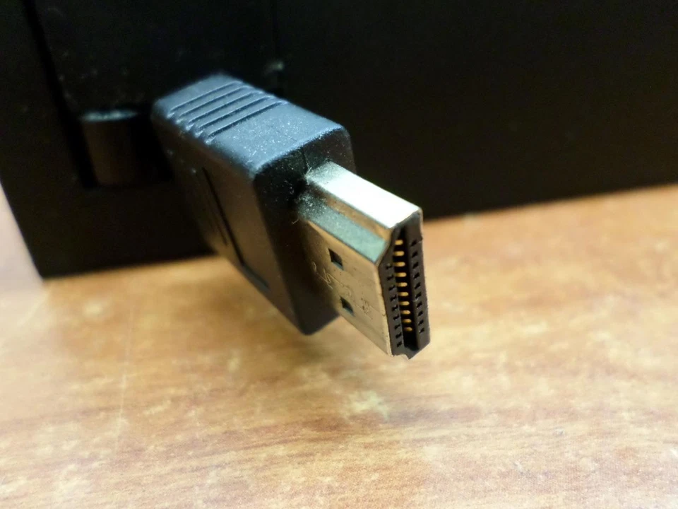 Altinex Inc. RT300-125 Retractable HDMI Cable - Image 3 of 4
