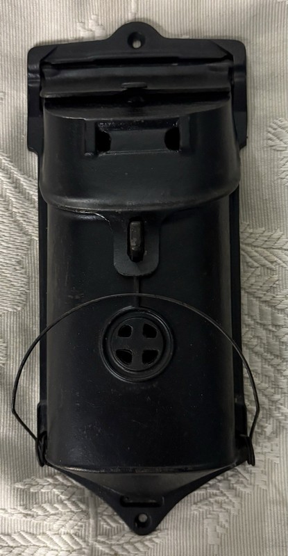 Vintage Griswold Cast Iron Mail Box With News Paper Holder 105 106 Erie, PA