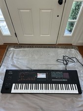 Roland Fantom 7 76-Key Keyboard Workstation